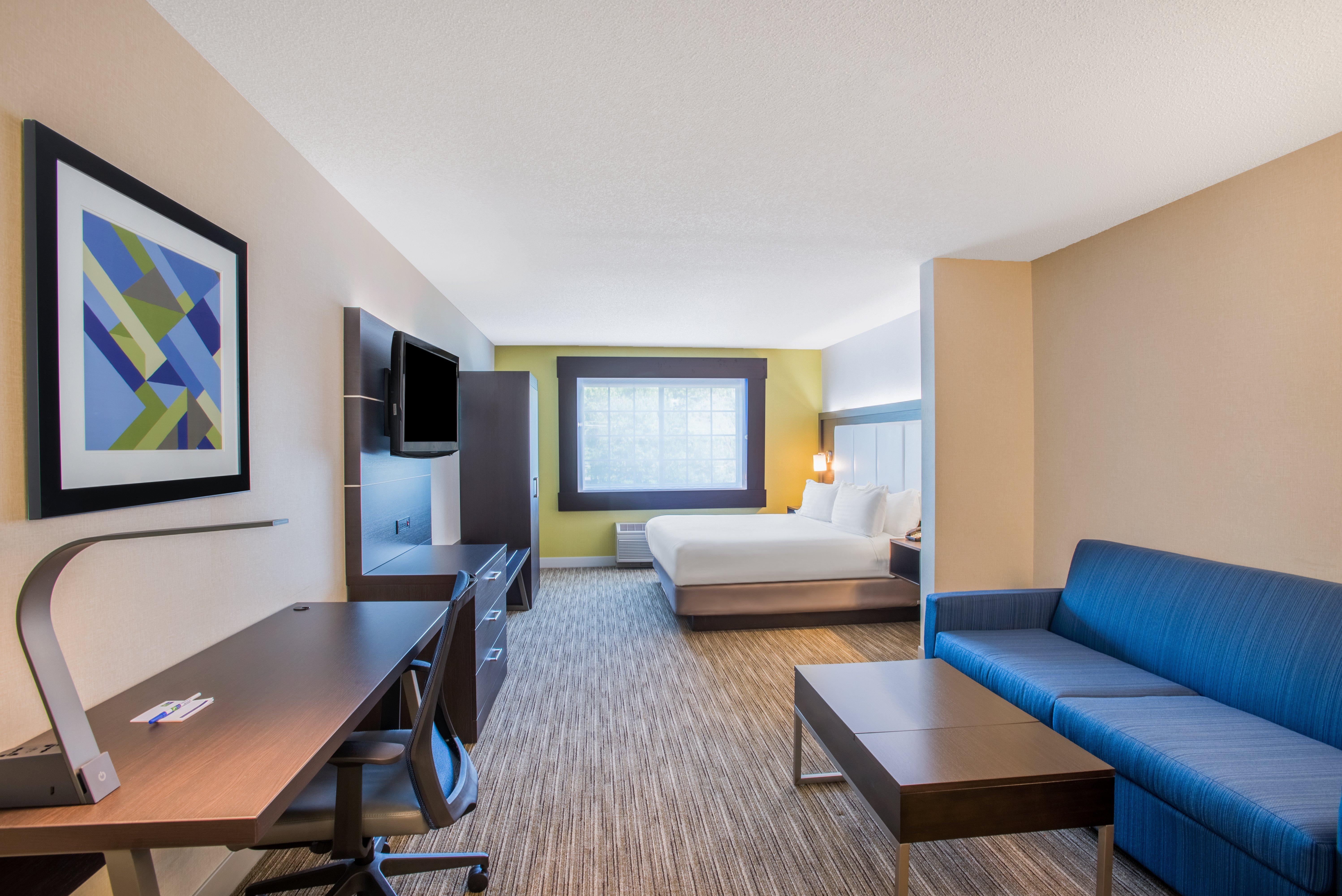 Holiday Inn Express Hotel & Suites Boston - Marlboro By Ihg Hudson Bagian luar foto