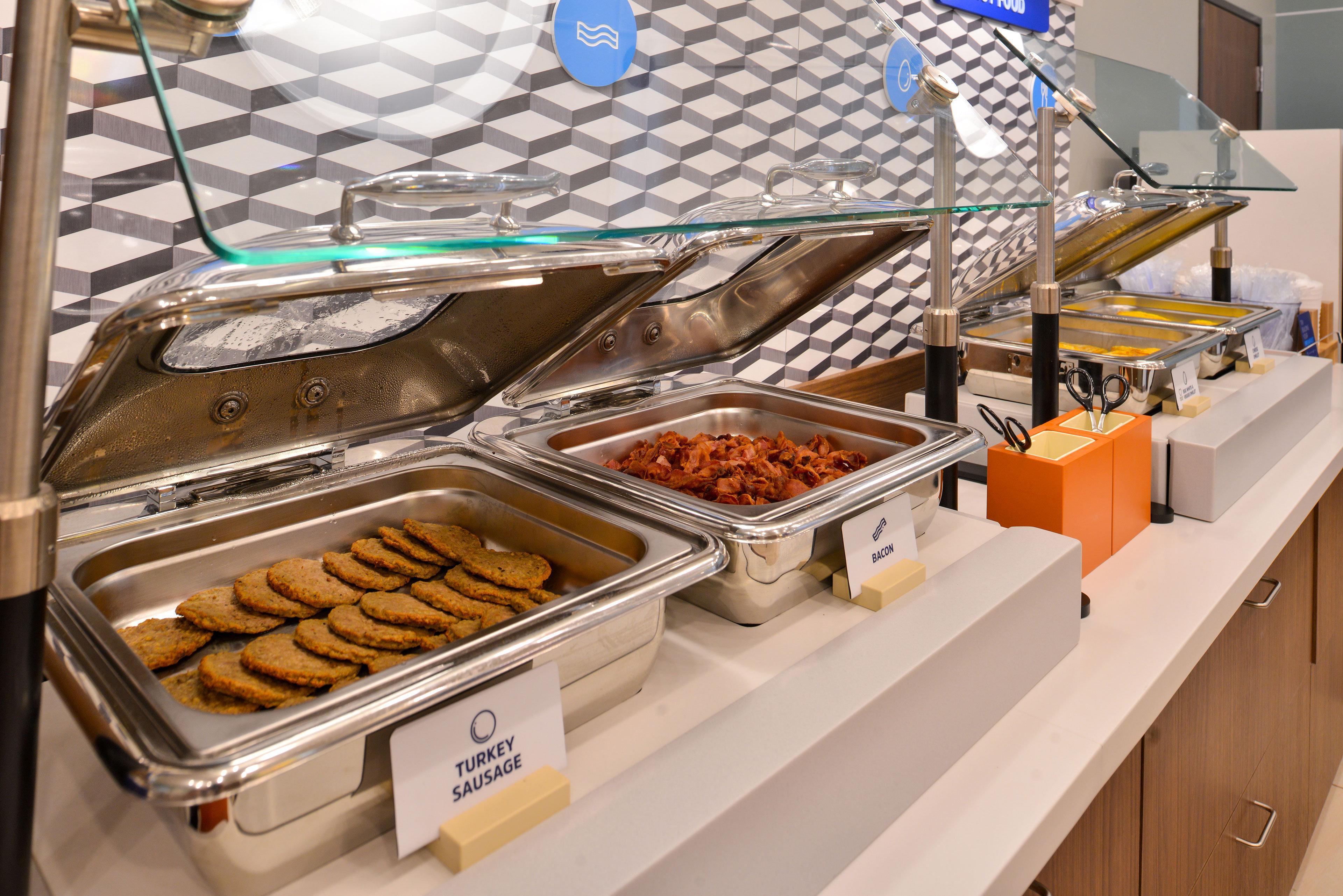 Holiday Inn Express Hotel & Suites Boston - Marlboro By Ihg Hudson Bagian luar foto