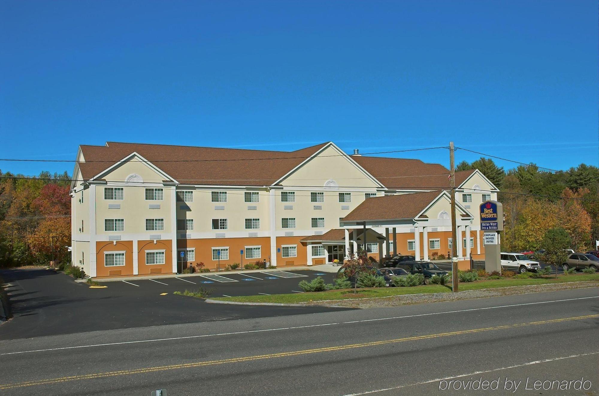 Holiday Inn Express Hotel & Suites Boston - Marlboro By Ihg Hudson Bagian luar foto